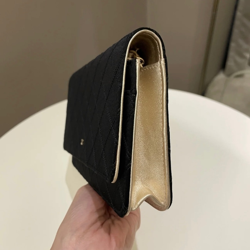 Chanel Quilted Wallet On Chain - Picture 4 of 11